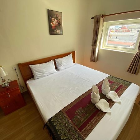 Phnom Penh Le Vincent Hotel Exterior foto